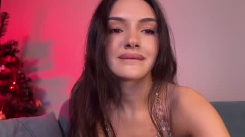 Snapshot of elisonnina chatting on December 28, 6:08 pm Nina online show from December 28, 6:08 pm