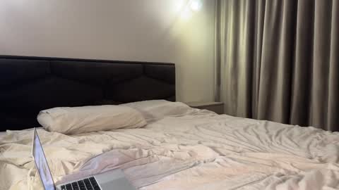 Snapshot of elisonnina chatting on January 6, 7:13 pm Nina online show from January 6, 7:13 pm