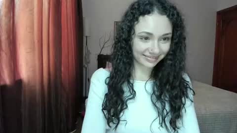 Snapshot of elisskriter chatting on June 30, 12:50 pm Eliss online show from June 30, 12:50 pm