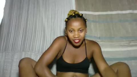 elita12010 online show from March 29, 5:35 pm