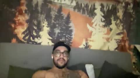 Snapshot of elitealex87 chatting on November 3, 9:10 am elitealex87 online show from November 3, 9:10 am