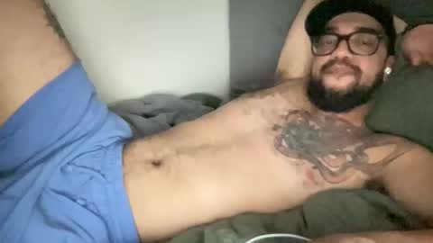 Snapshot of elitealex87 chatting on March 30, 10:05 am elitealex87 online show from March 30, 10:05 am