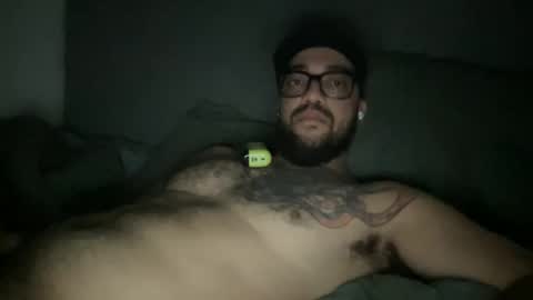 Snapshot of elitealex87 chatting on April 5, 8:55 am elitealex87 online show from April 5, 8:55 am