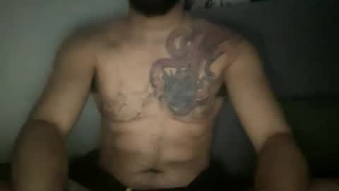 Snapshot of elitealex87 chatting on April 6, 5:19 am elitealex87 online show from April 6, 5:19 am