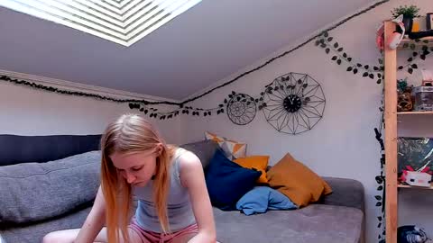 EliteEros online show from May 30, 12:13 pm