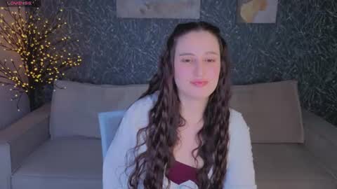 Snapshot of elizabet_collins chatting on June 19, 1:21 am Elizabet online show from June 19, 1:21 am