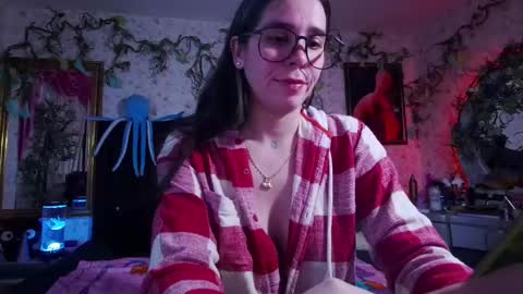 Snapshot of elizabeth77_ chatting on March 10, 10:15 am Elizabeth online show from March 10, 10:15 am