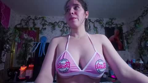 Snapshot of elizabeth77_ chatting on September 9, 10:15 am Elizabeth online show from September 9, 10:15 am