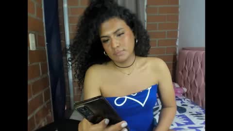 Snapshot of elizabeth_777 chatting on December 10, 3:12 pm elizabeth_777 online show from December 10, 3:12 pm