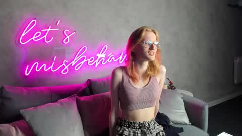 Snapshot of elizabeth_harpper chatting on January 29, 2:10 pm Elizabeth online show from January 29, 2:10 pm