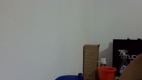 Elizabeth Martinez  online show from November 8, 8:07 pm