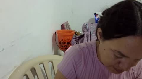 Elizabeth Martinez  online show from April 20, 11:17 pm