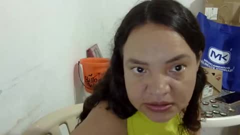 Snapshot of elizabeth_martinez_ chatting on April 22, 5:58 pm Elizabeth Martinez online show from April 22, 5:58 pm