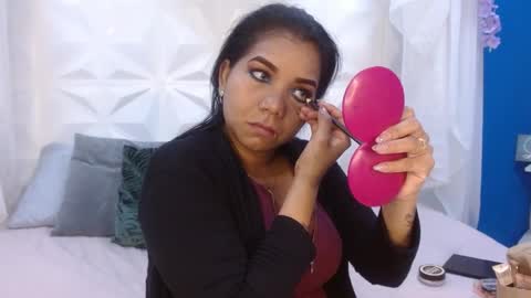 Elizabeth  online show from March 30, 11:33 am