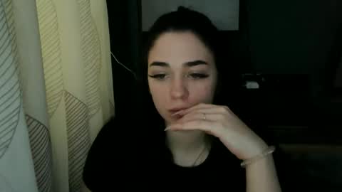 Snapshot of elizabeth_xi chatting on October 13, 11:32 am elizabeth_xi online show from October 13, 11:32 am