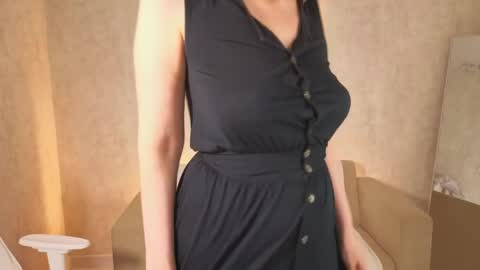 Elizabeth online show from April 7, 9:10 am