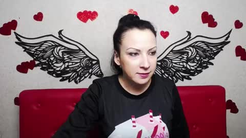 Snapshot of elizabethsho chatting on February 28, 2:31 am ElizabethSho online show from February 28, 2:31 am