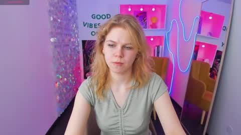Snapshot of elizabethvane chatting on April 29, 5:30 pm Elizabeth online show from April 29, 5:30 pm
