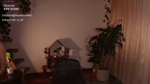 Snapshot of elizabethz chatting on June 26, 1:43 am Tuli online show from June 26, 1:43 am