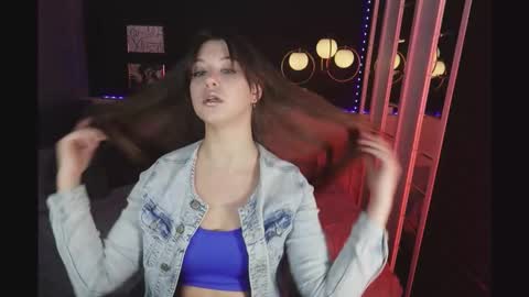 Eliza online show from December 2, 1:50 pm