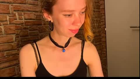 Eliza online show from June 26, 10:14 pm