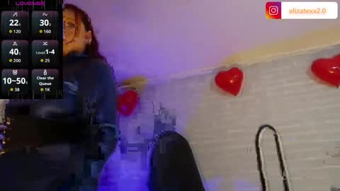   online show from April 18, 7:58 pm