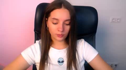 elizsun online show from November 11, 10:37 am