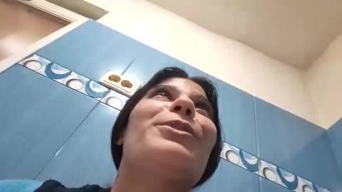 ella521985 online show from April 25, 9:12 pm