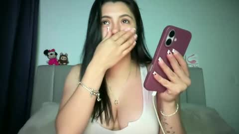 Snapshot of ella_aq chatting on June 27, 5:45 am Ella online show from June 27, 5:45 am