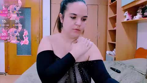 Ella  online show from October 3, 6:21 am