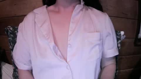 Ella - Girl Next Door online show from September 13, 11:10 am