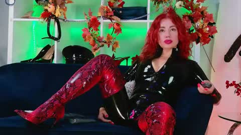 ella_kross online show from September 25, 4:05 am