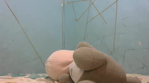 Snapshot of ella_lee15x chatting on May 1, 2:38 am ella lee15x online show from May 1, 2:38 am
