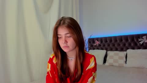 Ella Mayers online show from February 24, 12:30 am