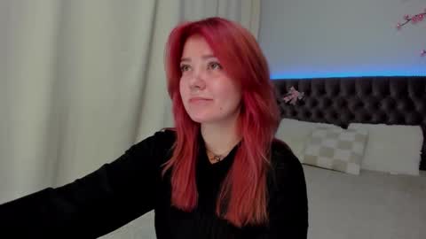 Ella Mayers online show from September 25, 12:31 pm