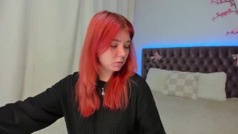 Ella Mayers online show from October 23, 12:26 pm