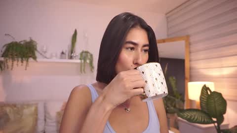 ELLA OWEN online show from March 25, 7:53 pm