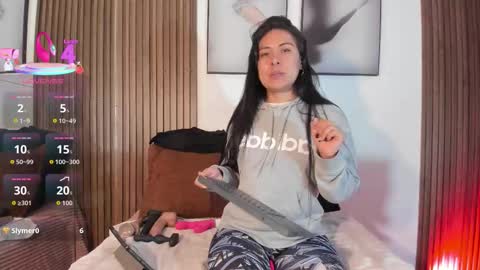 ella rouse online show from November 30, 12:42 pm