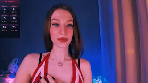 ellaamber online show from December 14, 10:36 pm