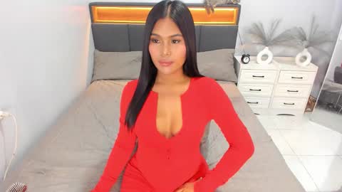 Snapshot of ellabrown_ chatting on February 11, 3:55 am SINGLE PO online show from February 11, 3:55 am