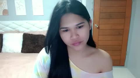 Snapshot of ellaford chatting on May 10, 10:48 pm EllaFord online show from May 10, 10:48 pm