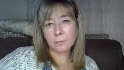 ellajohnsonx online show from October 4, 2:37 pm