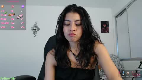 Ella Amoneth online show from June 14, 10:45 pm