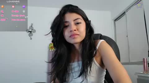 Ella Amoneth online show from August 5, 4:04 am