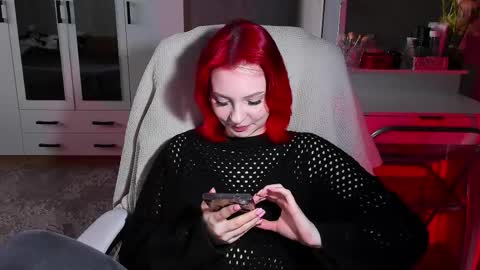 Snapshot of ellales chatting on April 28, 8:41 am ellales online show from April 28, 8:41 am
