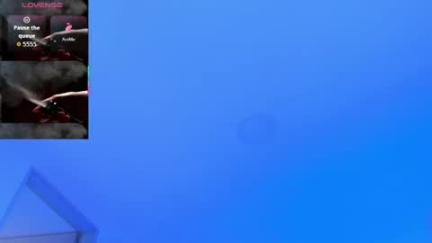 Snapshot of ellarosee_ chatting on April 17, 6:44 pm ellarosee_ online show from April 17, 6:44 pm