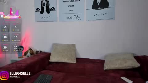 Yiss online show from September 17, 2:57 am