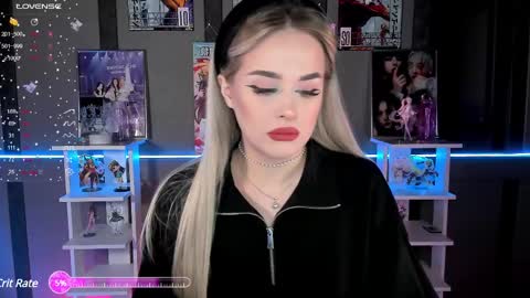 Snapshot of ellensoftt chatting on March 6, 5:11 pm Maria online show from March 6, 5:11 pm