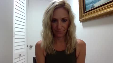 ElleNV online show from October 7, 12:24 pm