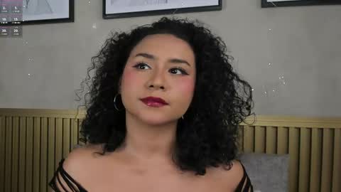 Snapshot of ellette_ chatting on May 7, 12:21 pm princess online show from May 7, 12:21 pm